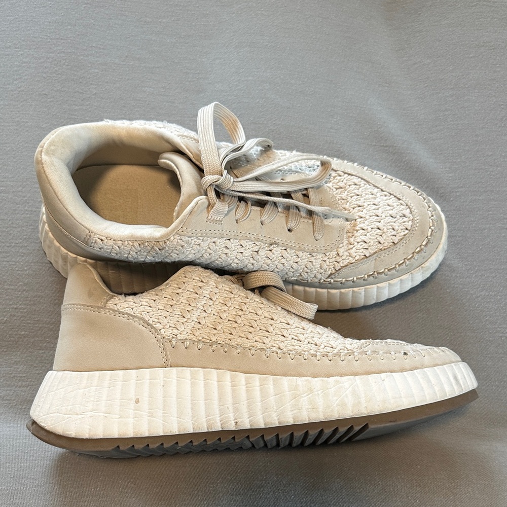 DV by Dolce Vita Light Tan Knit Sneakers